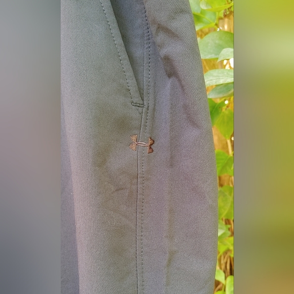 Under Armor straight leg black pants 34/32 NWT - Picture 3 of 9